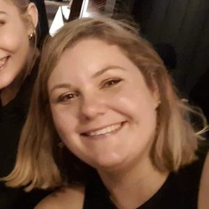 Meet your Posher, Mia